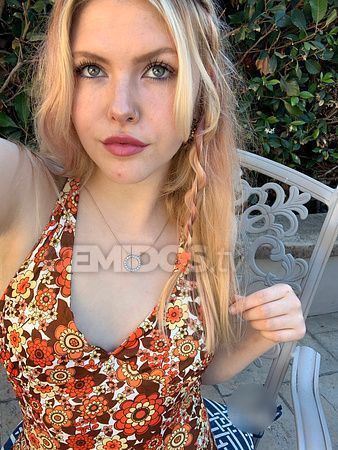 Hello Gentlemen,

My name is Alyvia. I am kind and classy but also fun, sophisticated, and very rare. I have hypnotizing green eyes, blonde silky hair, light soft skin and the body of a goddess, perfect in all areas.

I am very down to earth and my personality is authentic. I am very playful, I love to laugh and converse intellectually. Filmmaking and art are some of my passions along with traveling and entertaining you...xoxo